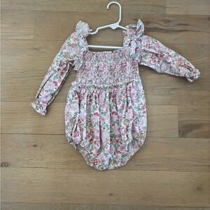 Stitchy Fish spring floral bubble romper
 12-18 month, pink